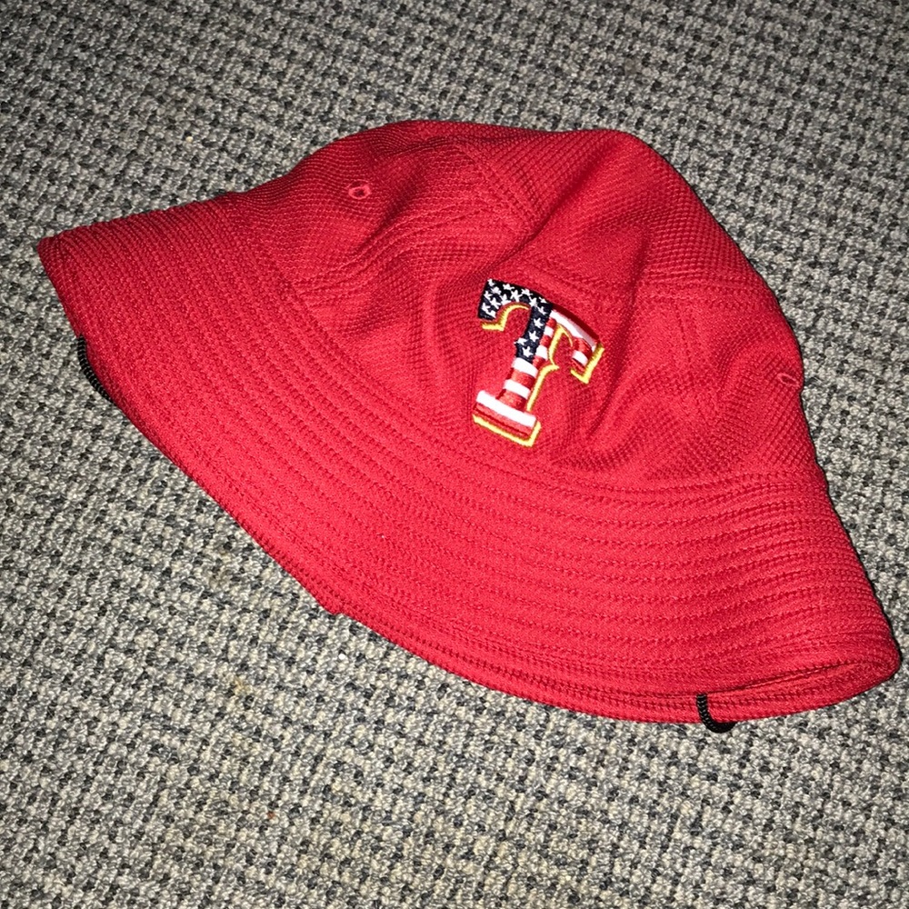 Texas Rangers MLB Red Bucket Hat with Embroidered 'T' Patch‎